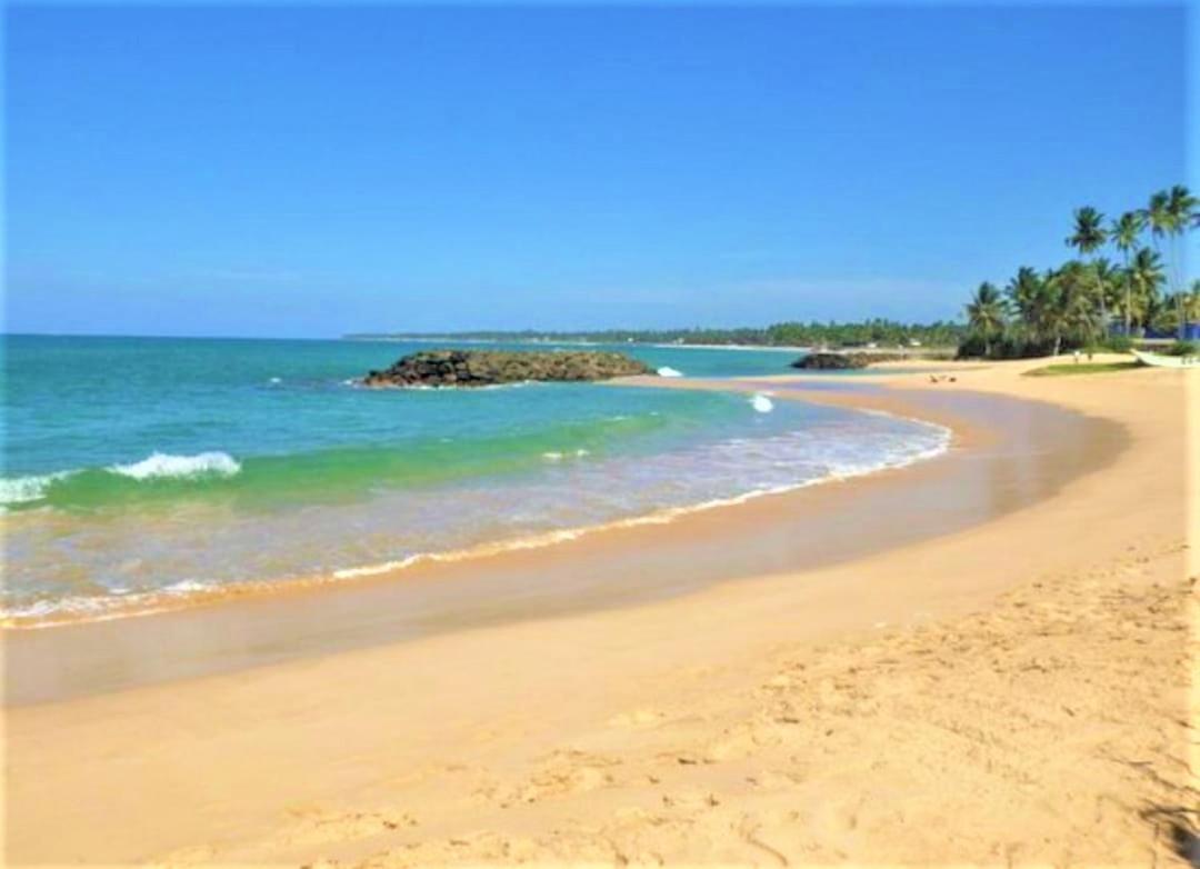 Sea Shell Villa Hikkaduwa 2 Separate Cabanas Ocean Front Villa ภายนอก รูปภาพ