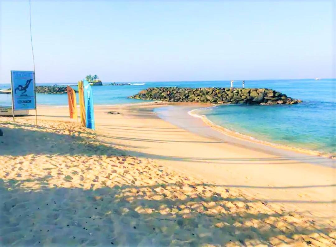 Sea Shell Villa Hikkaduwa 2 Separate Cabanas Ocean Front Villa ภายนอก รูปภาพ