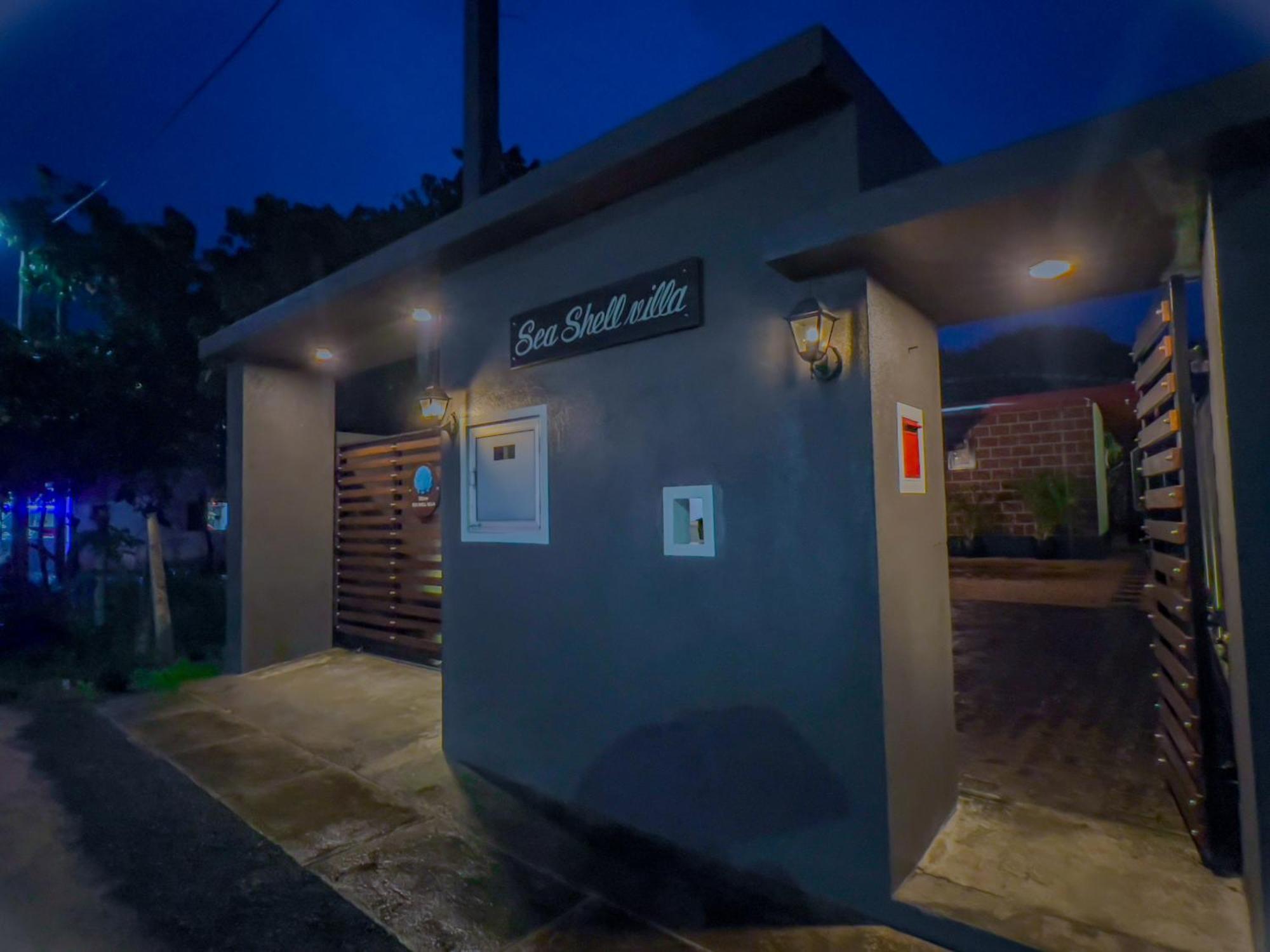 Sea Shell Villa Hikkaduwa 2 Separate Cabanas Ocean Front Villa ภายนอก รูปภาพ